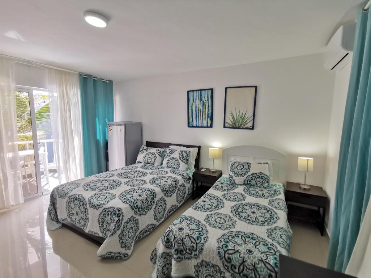 Dominican Breath - Suites Sol Caribe - Swimming Pool And Beach Club - Playa Bavaro Punta Cana Bagian luar foto